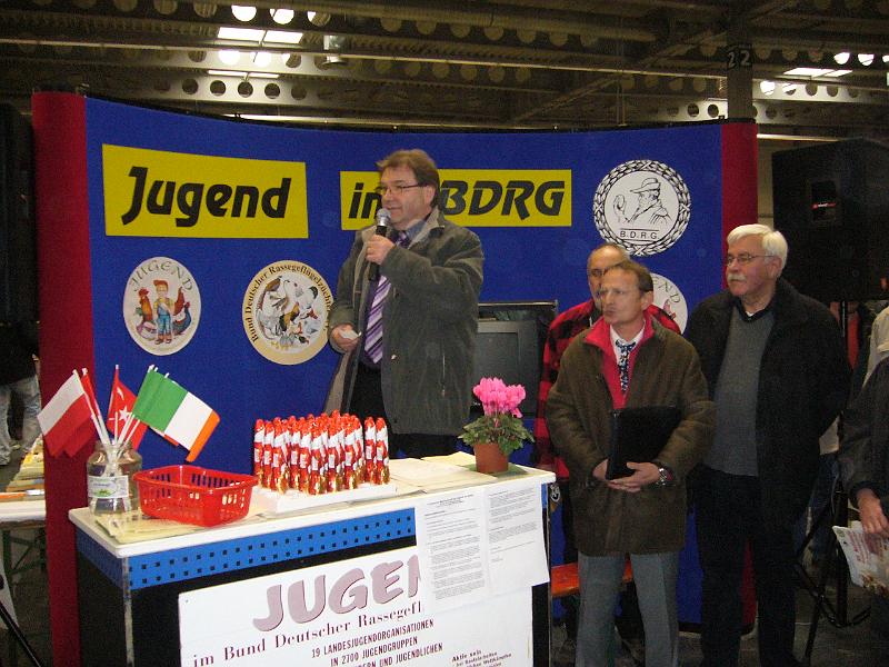 Erfurt Nationale 2008 682.jpg - Championvergabe auf dem Jugendstand